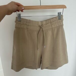 Lululemon softstreme women’s shorts
